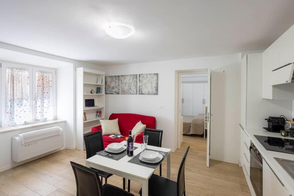 Luxury Appartament Piazza Roma อังโกนา ภายนอก รูปภาพ